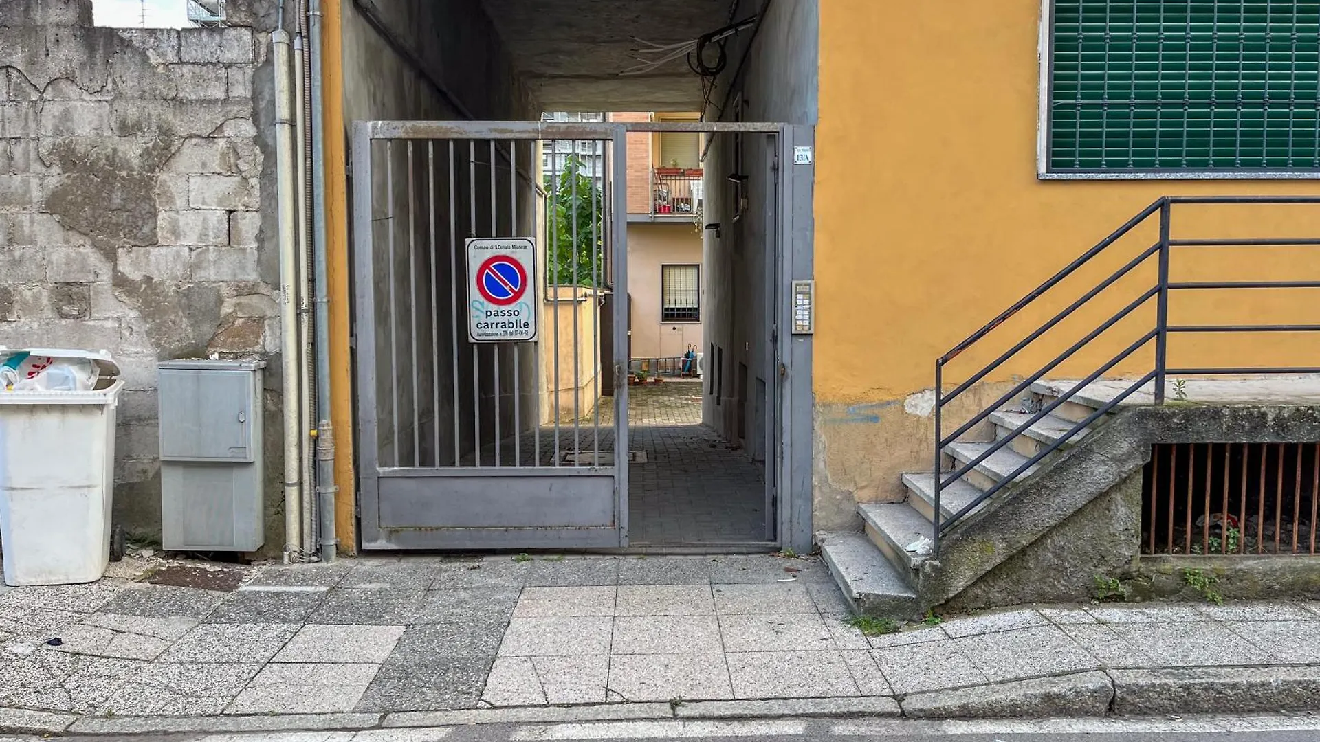We Home - Ticino13 House - San Donato Milanese イタリア